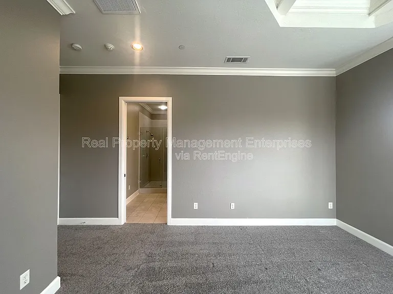 200 Russell M Perry Ave — Photo 22