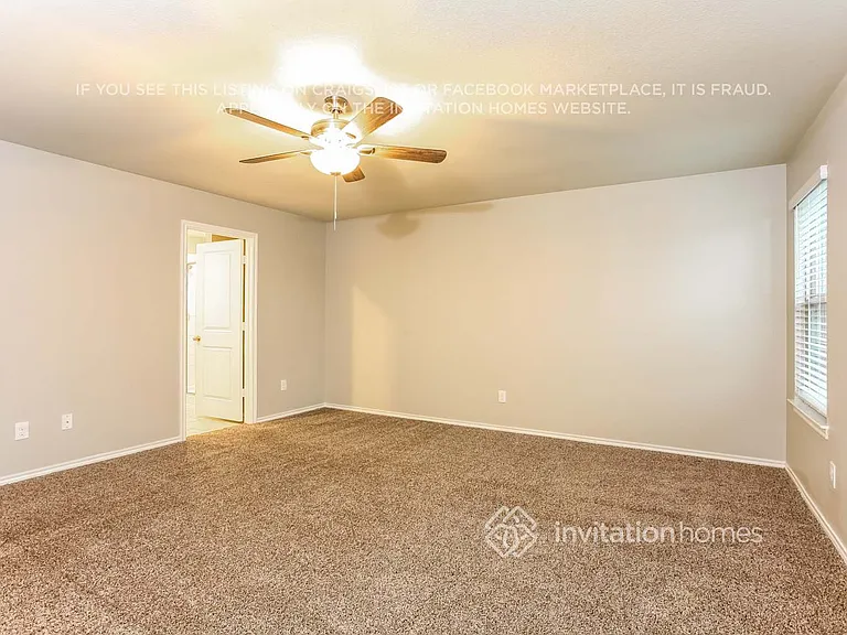 1804 Yale St — Photo 10