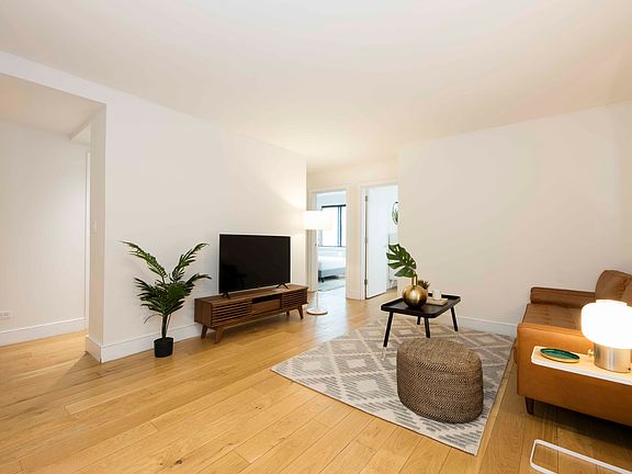 2nd image of 230 E 44th St APT 3F
