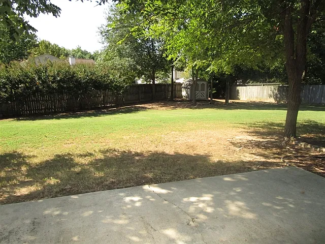 1632 Mission Park Dr — Photo 12
