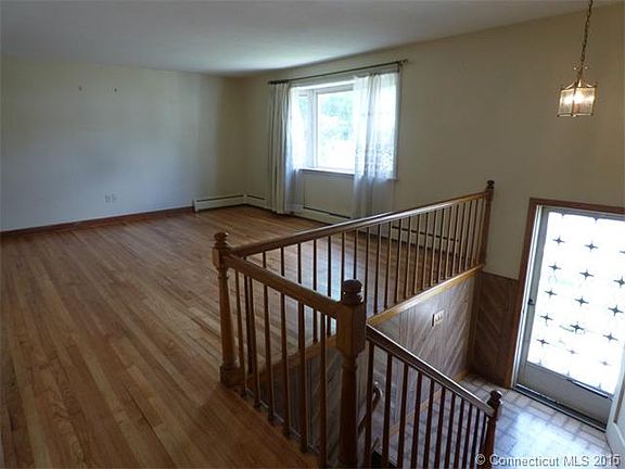 Great open layout with newl...