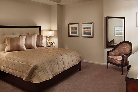Bed room