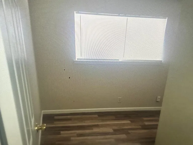 1311 E San Bruno Ave — Photo 8