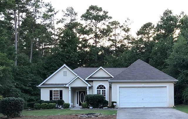 3 bed, 1493 sqft, $1,875 — Photo 1