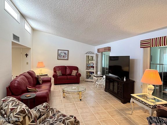 2nd image of 26214 S GLENBURN Drive