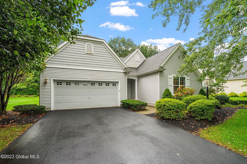 2nd image of 14 Mayfield Drive