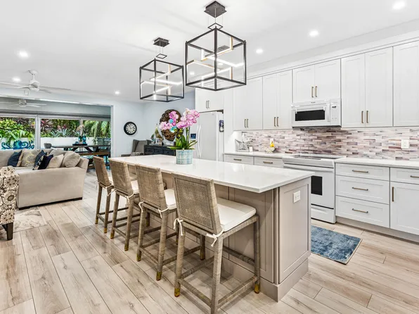 1278 George Bush Boulevard, Delray Beach, FL 33483