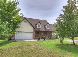 14205 Goldfinch Rd, Neosho, MO 64850