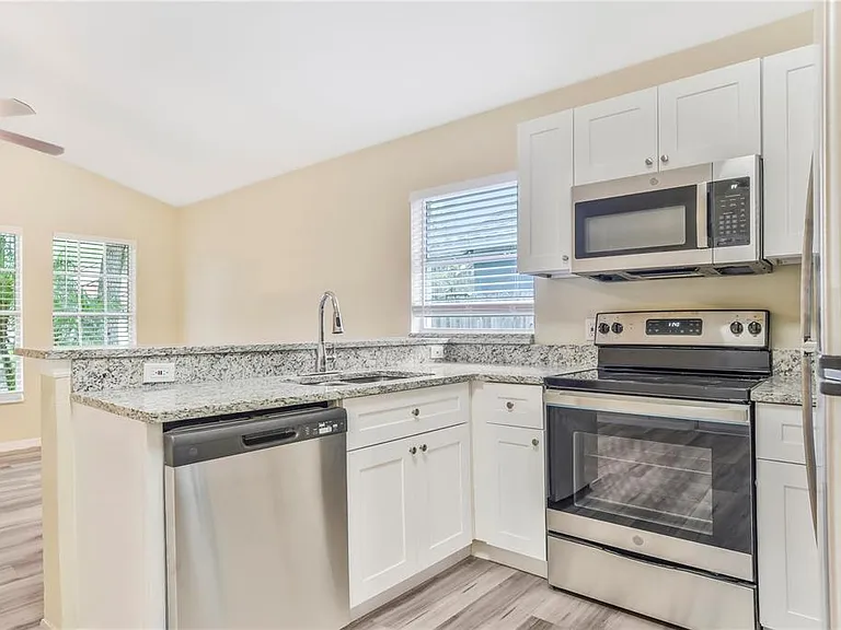6369 Livewood Oaks Dr — Photo 5