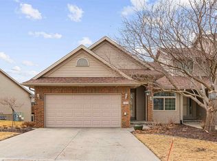 755 Broadmoor Dr, North Liberty, IA 52317