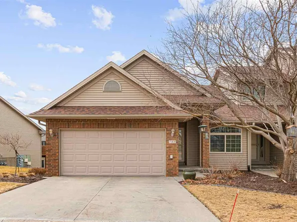 755 Broadmoor Dr, North Liberty, IA 52317