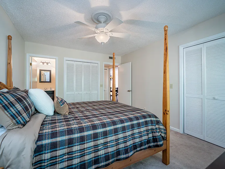 49 Lake Dr #M-6 — Photo 9