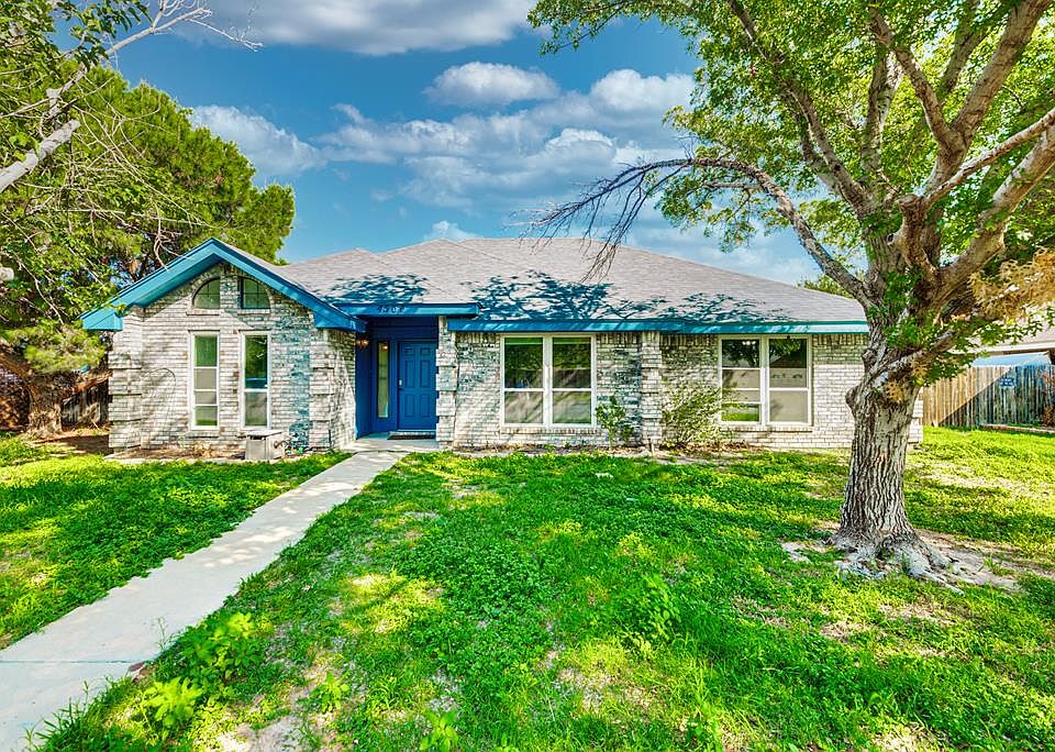 1st image of 4500 Gleneagles Dr