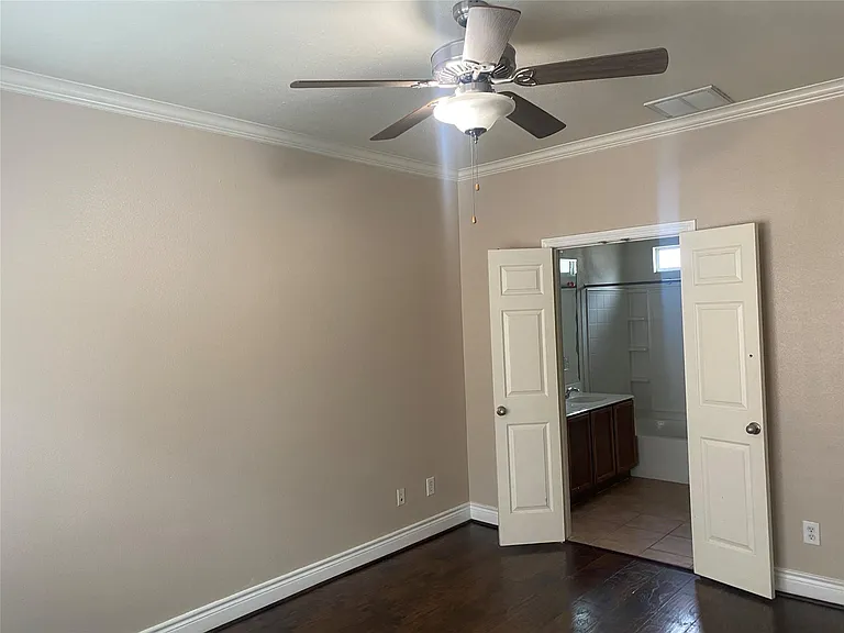 14434 Summer Garden Dr — Photo 12
