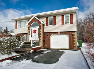 57 Sherwood St, Cole Harbour, NS B2V2R9