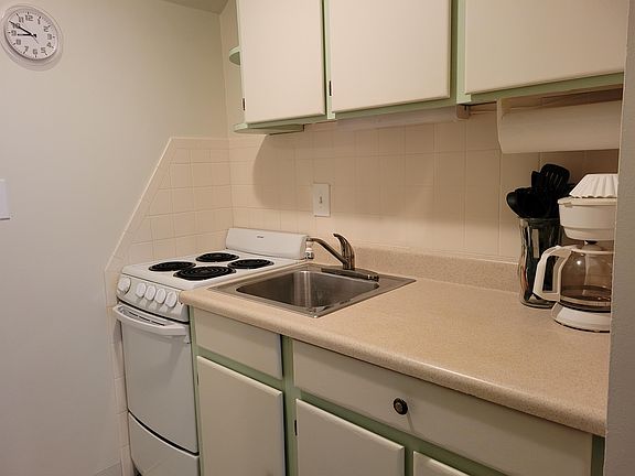 3rd image of 84 Pukihae St Unit 11401