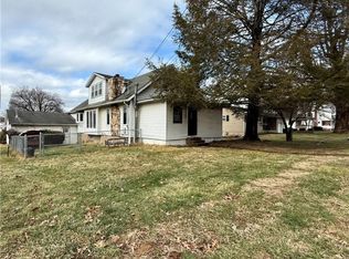 5701 4th Ave, Vienna, WV 26105