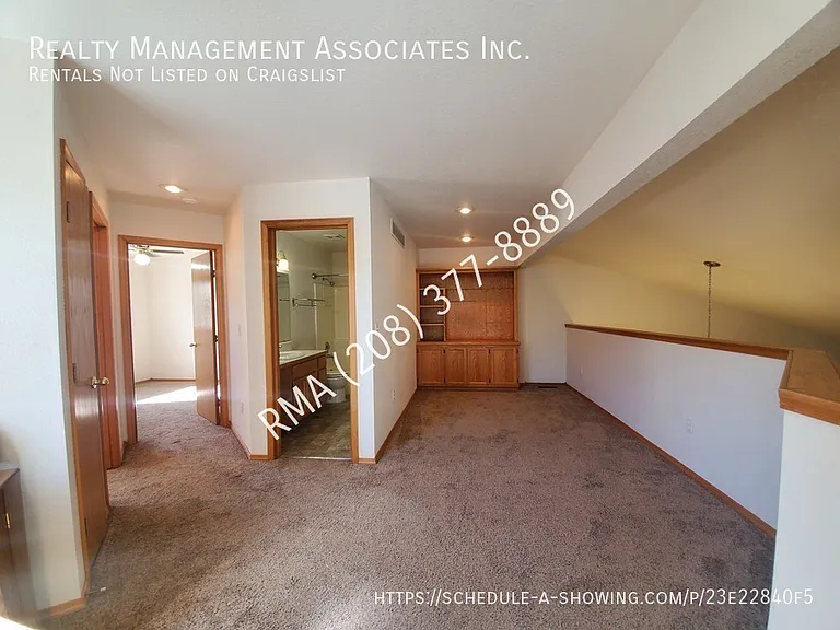 588 S Curtis Rd — Photo 13