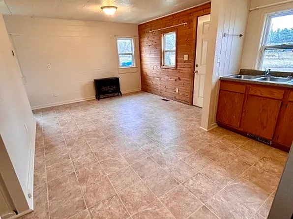 17681 Us Highway 218, Austin, MN