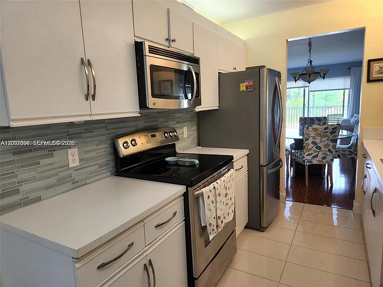12501 SW 14th St #314R — Photo 11