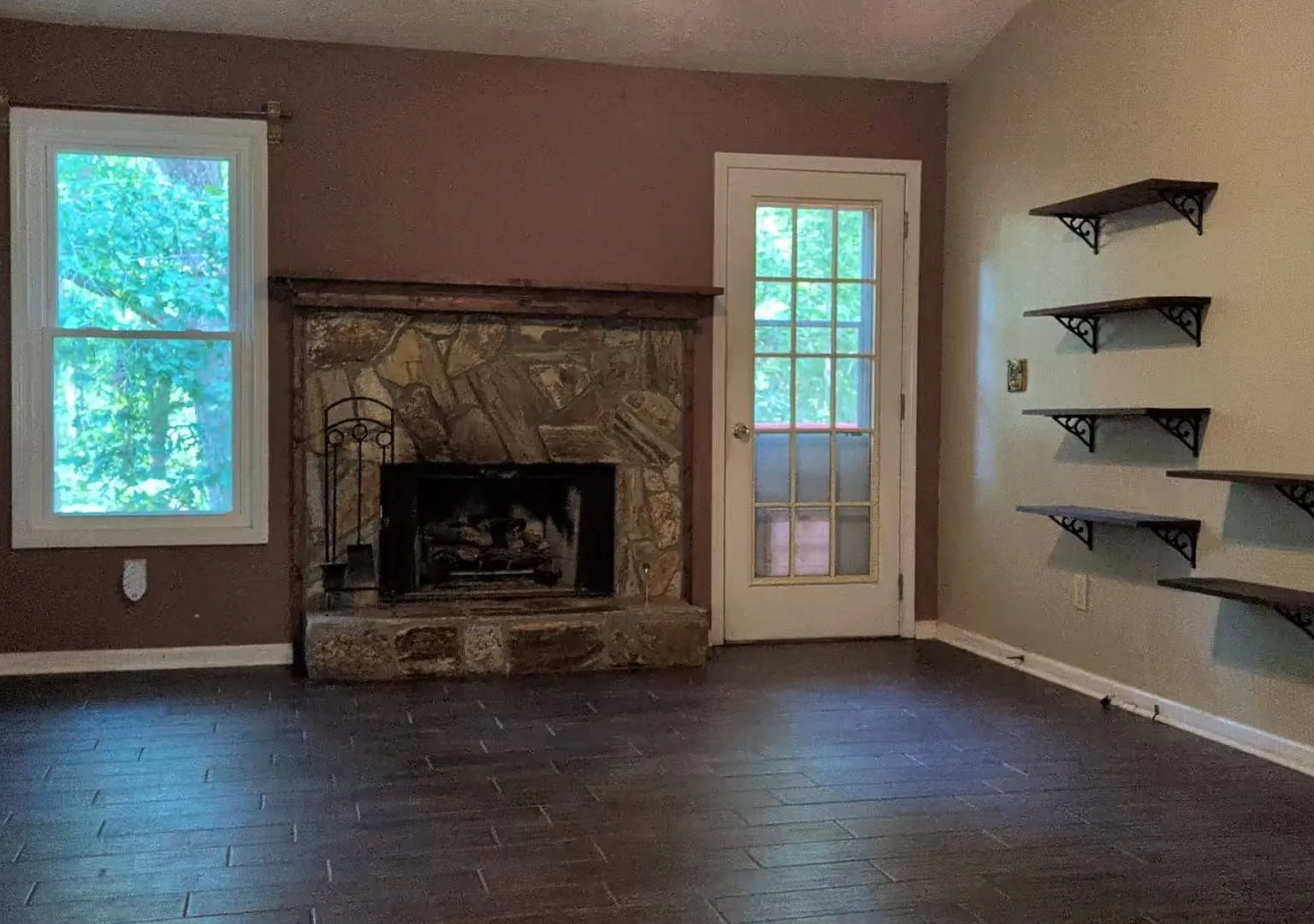 3 bed, 1428 sqft, $2,350 — Photo 3