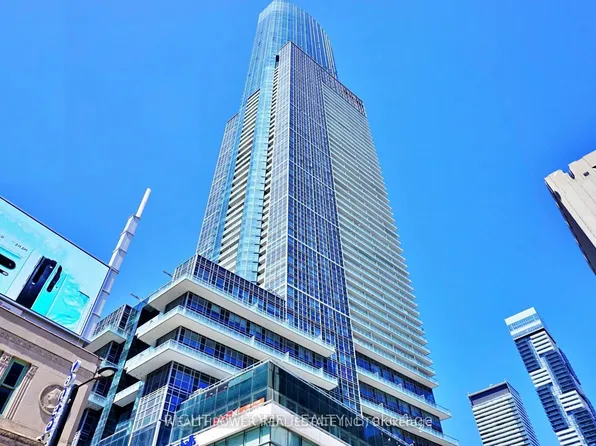 386 Yonge St, Toronto, ON