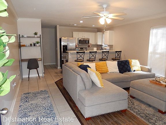 2nd image of 1233 N Bronough St #2