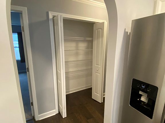 4th image of 3228 Greenridge Way