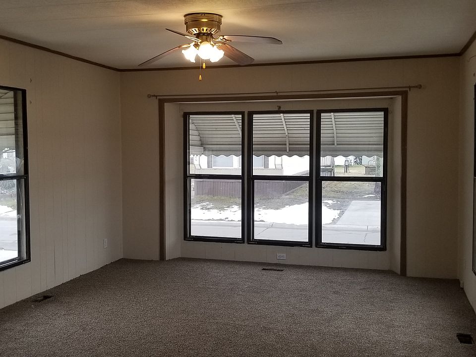 2nd image of 9879 Northwinds Dr #987