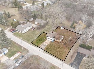 107 Oakridge Dr SW, Rochester, MN 55902