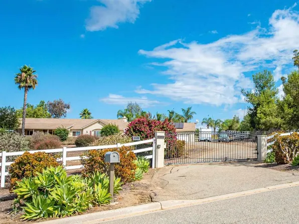 30540 Palomar Vista Dr, Valley Center, CA 92082