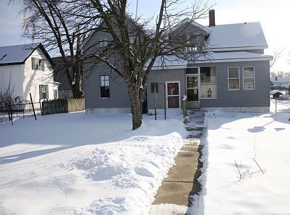5th image of 1319 Green Bay St