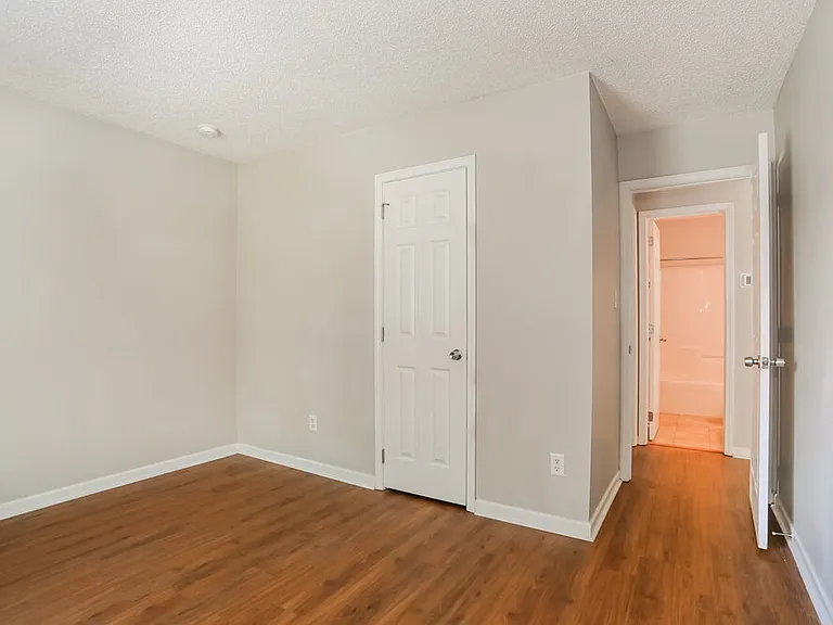 9928 Peppermint Ln — Photo 12