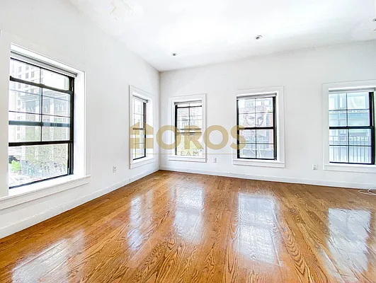 Rented by City Connections Realty | media 15