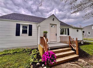 171 S Blossom Rd, Elma, NY 14059