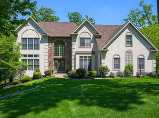 1730 Wyndham Dr, York, PA 17403