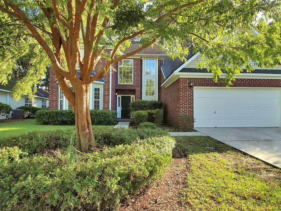 1st image of 1465 Clarendon Way