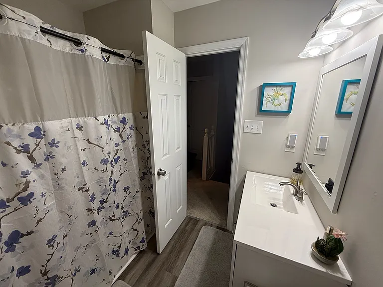 13911 Belmont Stakes Ct — Photo 20