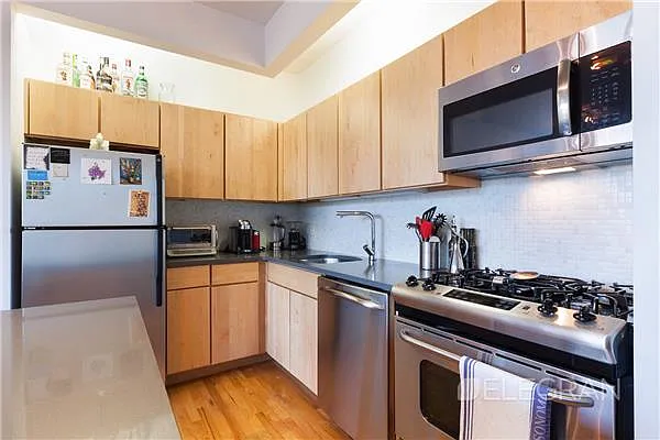 Sold by (Legacy) Elegran | media 4