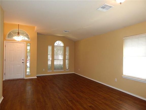 2nd image of 2509 Claudia Dr