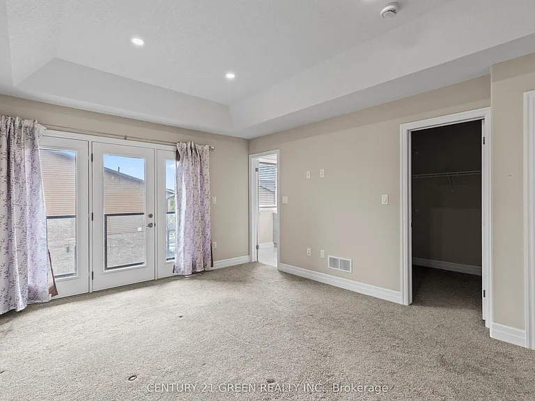 851 Sarnia Rd — Photo 22