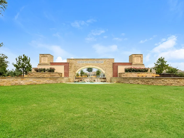 15635 Plum Brook Dr — Photo 20