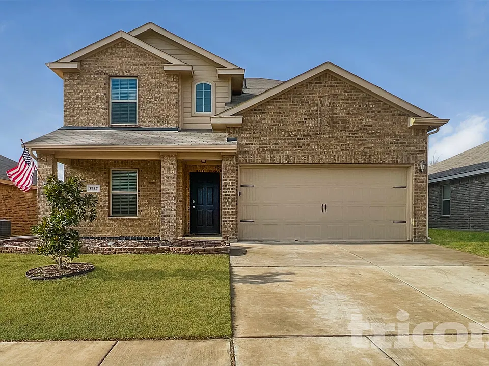 1317 Basswood Ln