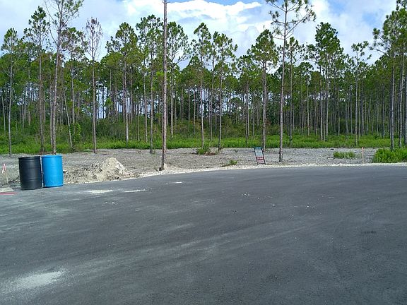 3rd image of 18 Shady Grove Ln