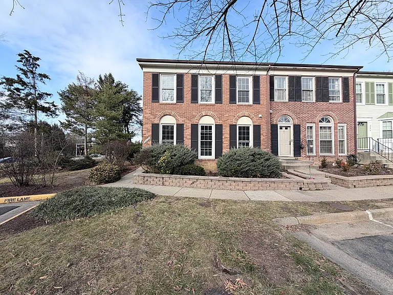 5900 Parenham Way — Photo 42