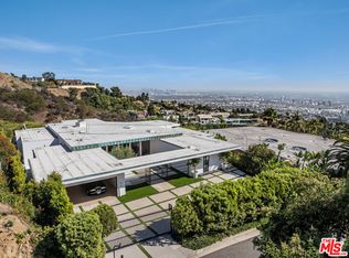 340 Trousdale Pl, Beverly Hills, CA 90210