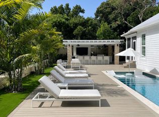 16 Flamingo Hammock Rd, Upper Matecumbe Key, FL 33036