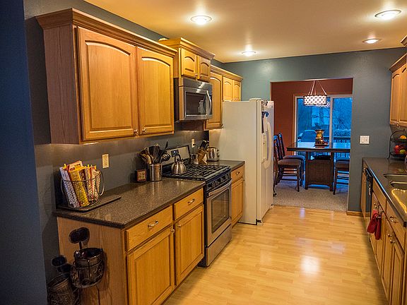 Kitchen, viewed from nook