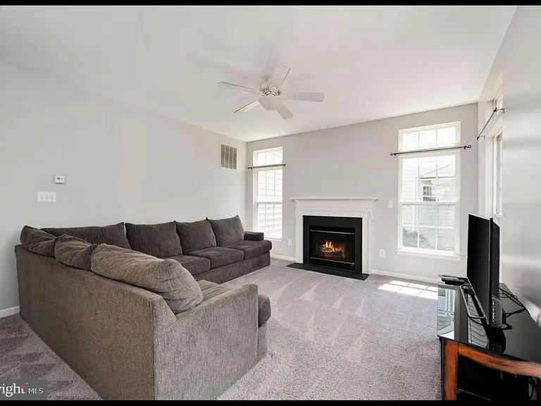 9333 Birch Cliff Dr — Photo 16
