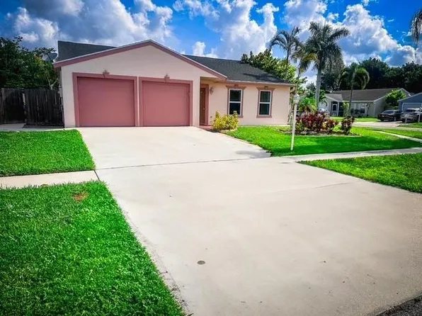 5149 S Canal Circle, Lake Worth, FL 33467